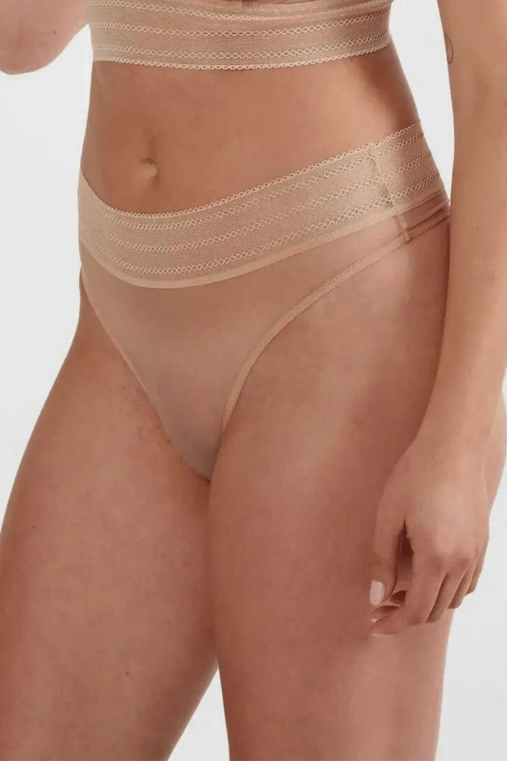 Bare Thong in Powder. Size XL (UK 16)