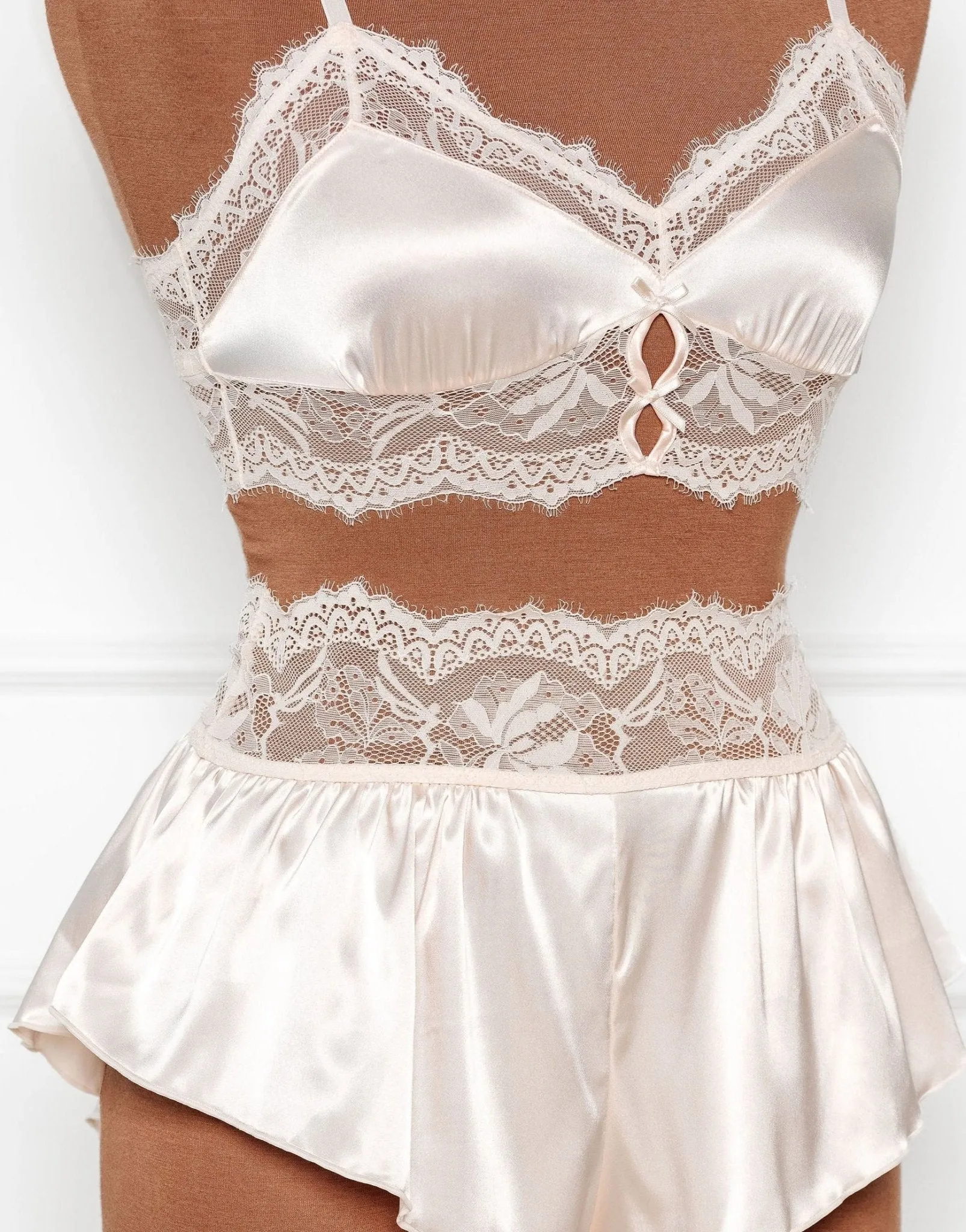 Bridal Bundle: Lacy Satin Keyhole Bralette Set - Champagne