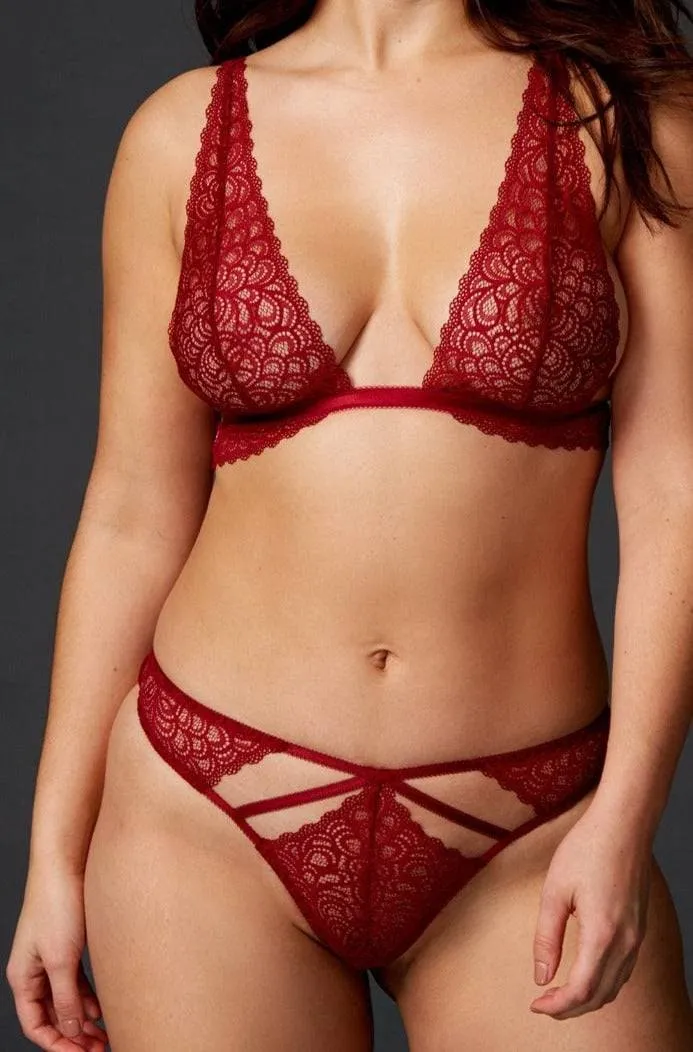 Karina Thong in Mulberry. Size L (UK 14)