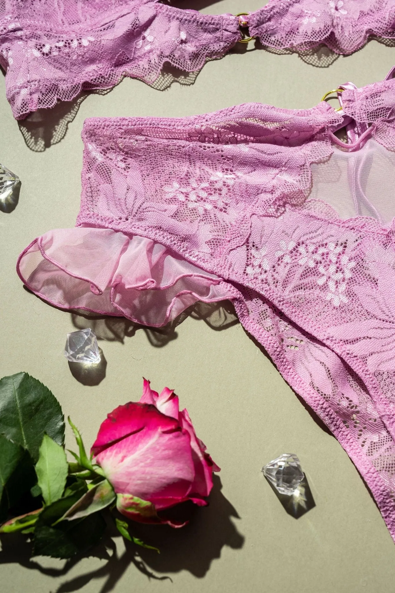 Lace & Mesh Keyhole Bralette - Lilac