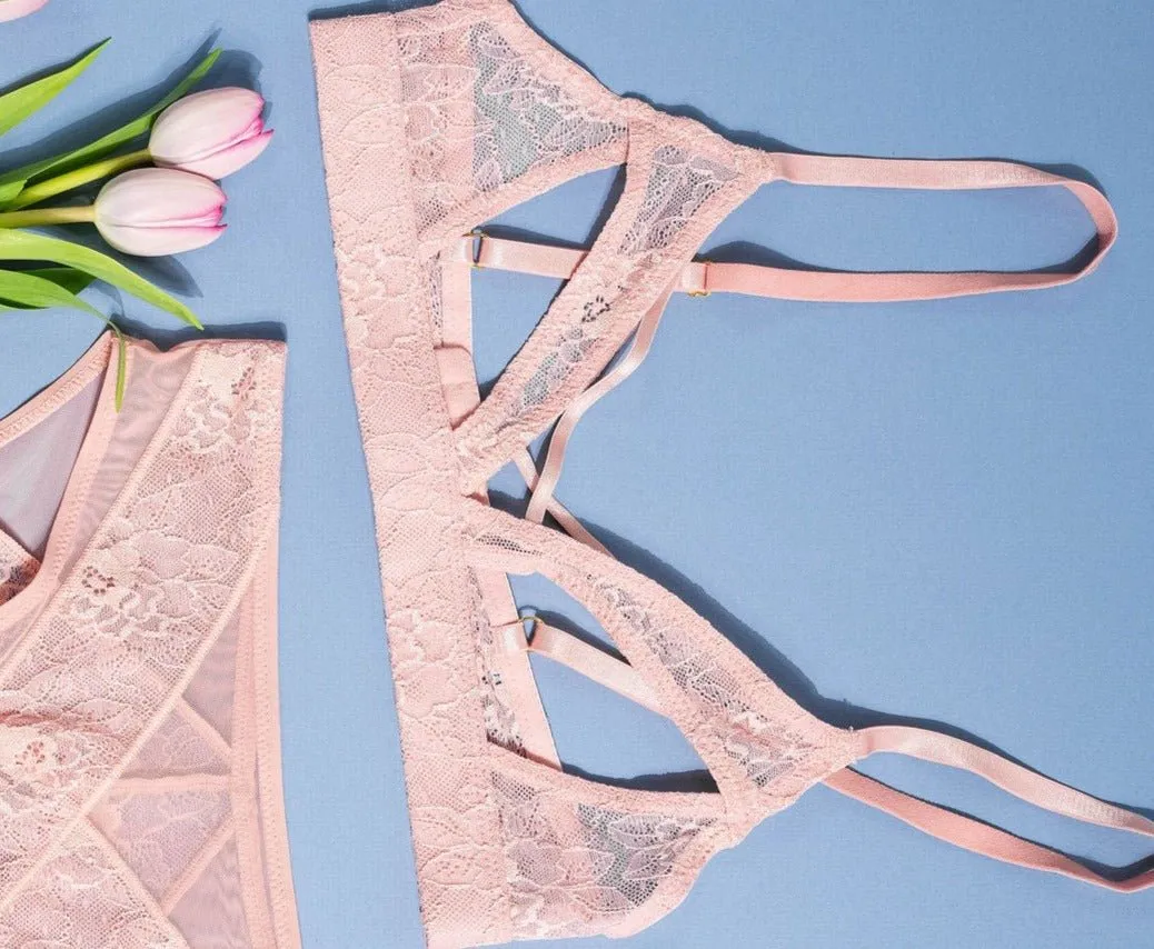 Lacy Caged Cupless Bralette - Blush