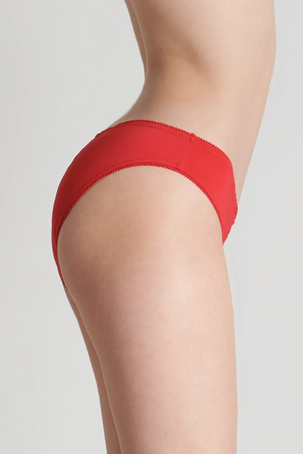 Le Petit Secret Red Open Brief