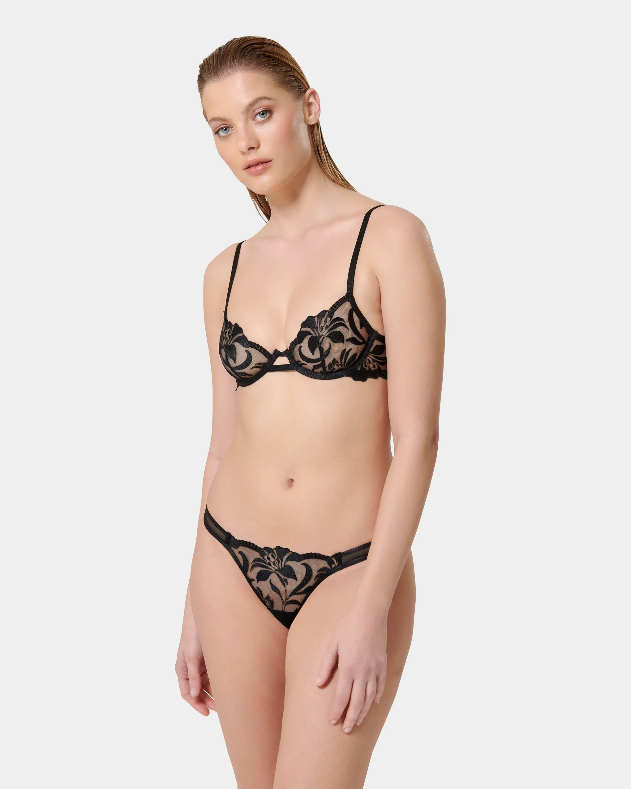 Leonora Floral Embroidered Bra Black