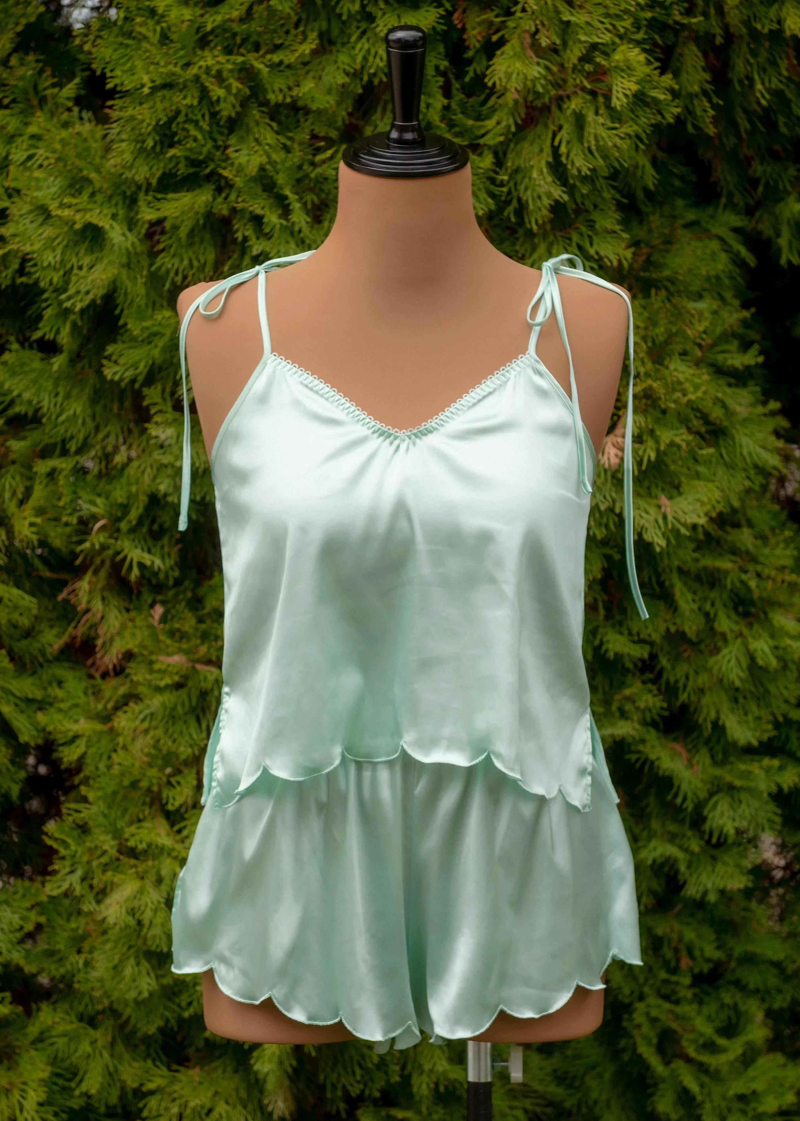 Scalloped Embroidered Satin Shorts - Mint Julep