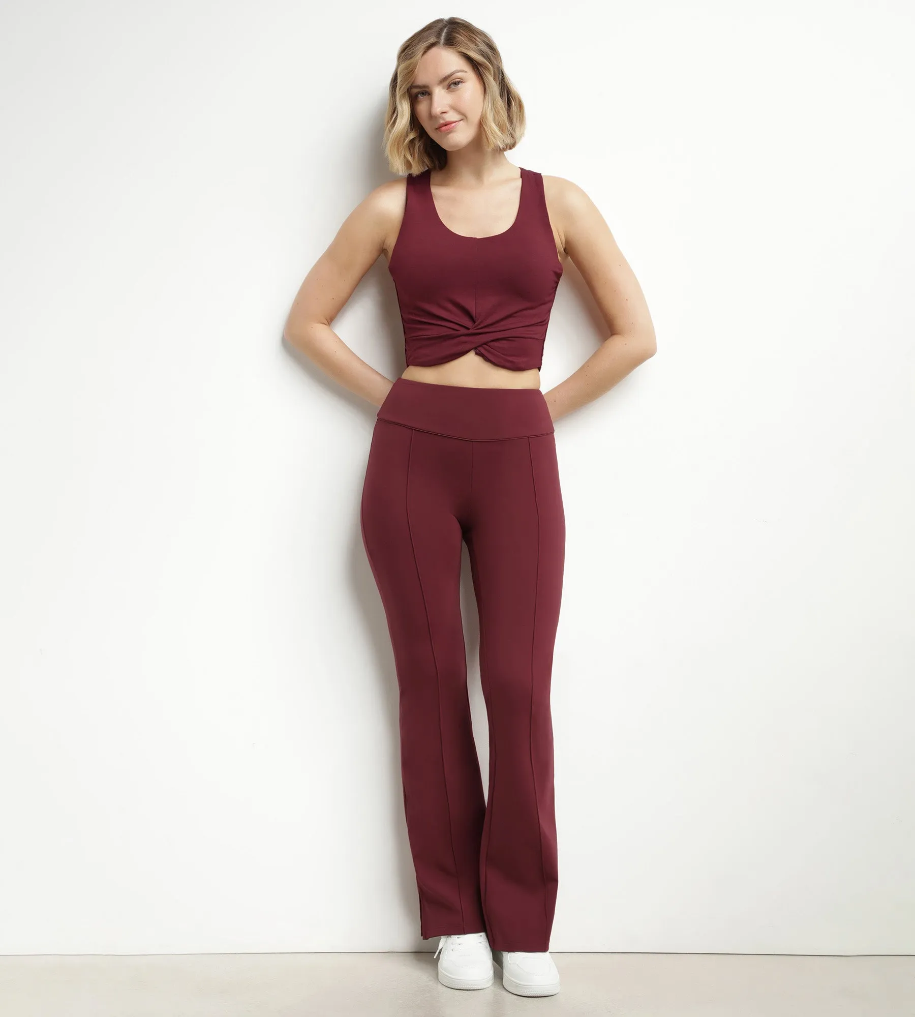 Women's flared sports trousers in soft jersey Bordeaux Dim Move