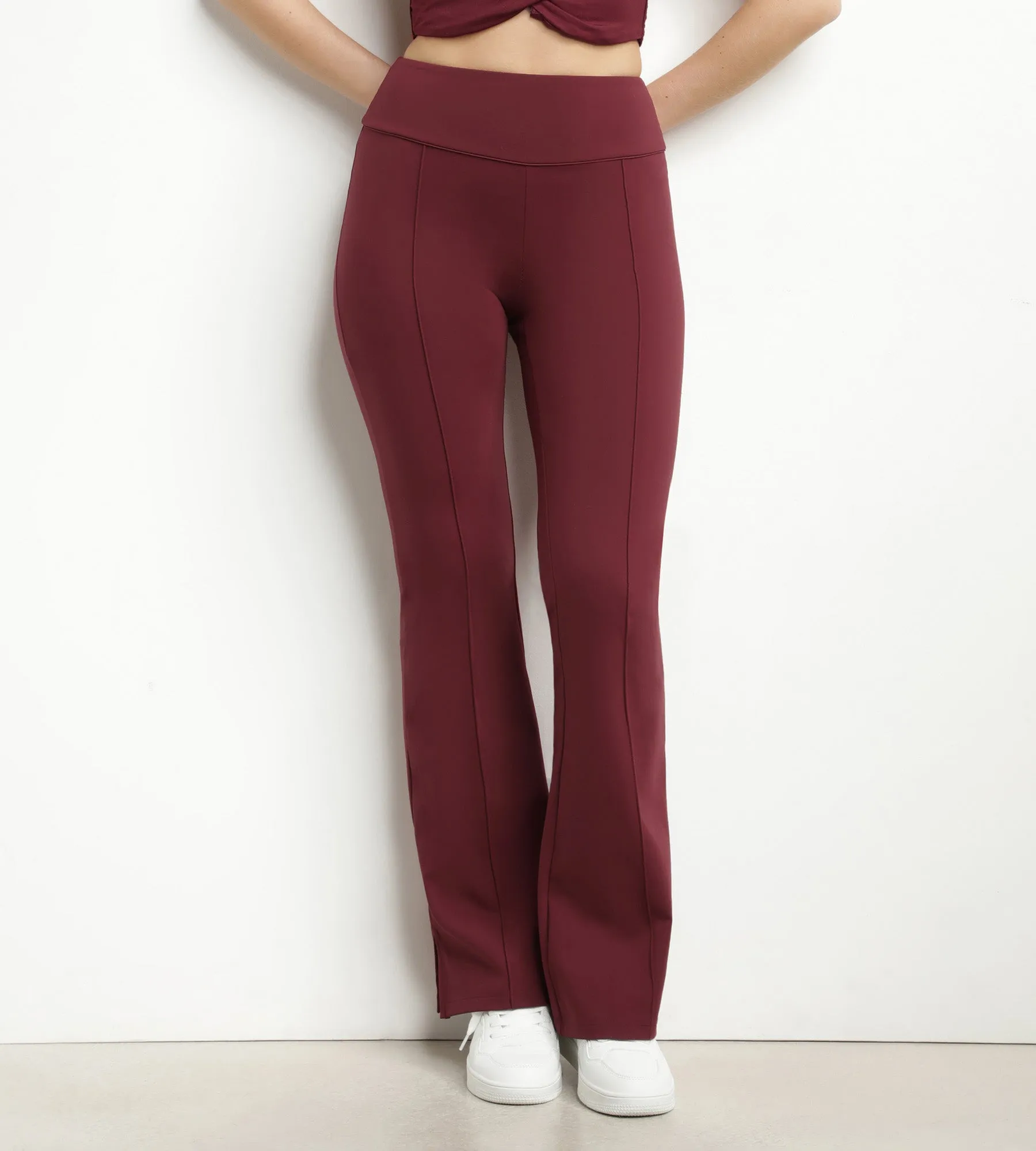 Women's flared sports trousers in soft jersey Bordeaux Dim Move